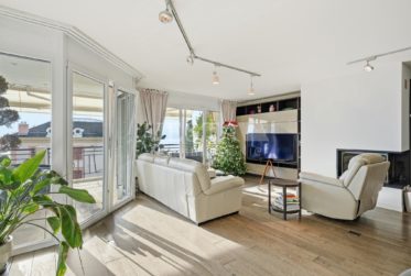 EXCLUSIVITÉ - APPARTEMENT AVEC VUE À MONTREUX